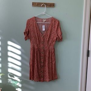 🌟TILLY’S FLORAL BUTTON DOWN DRESS🌟